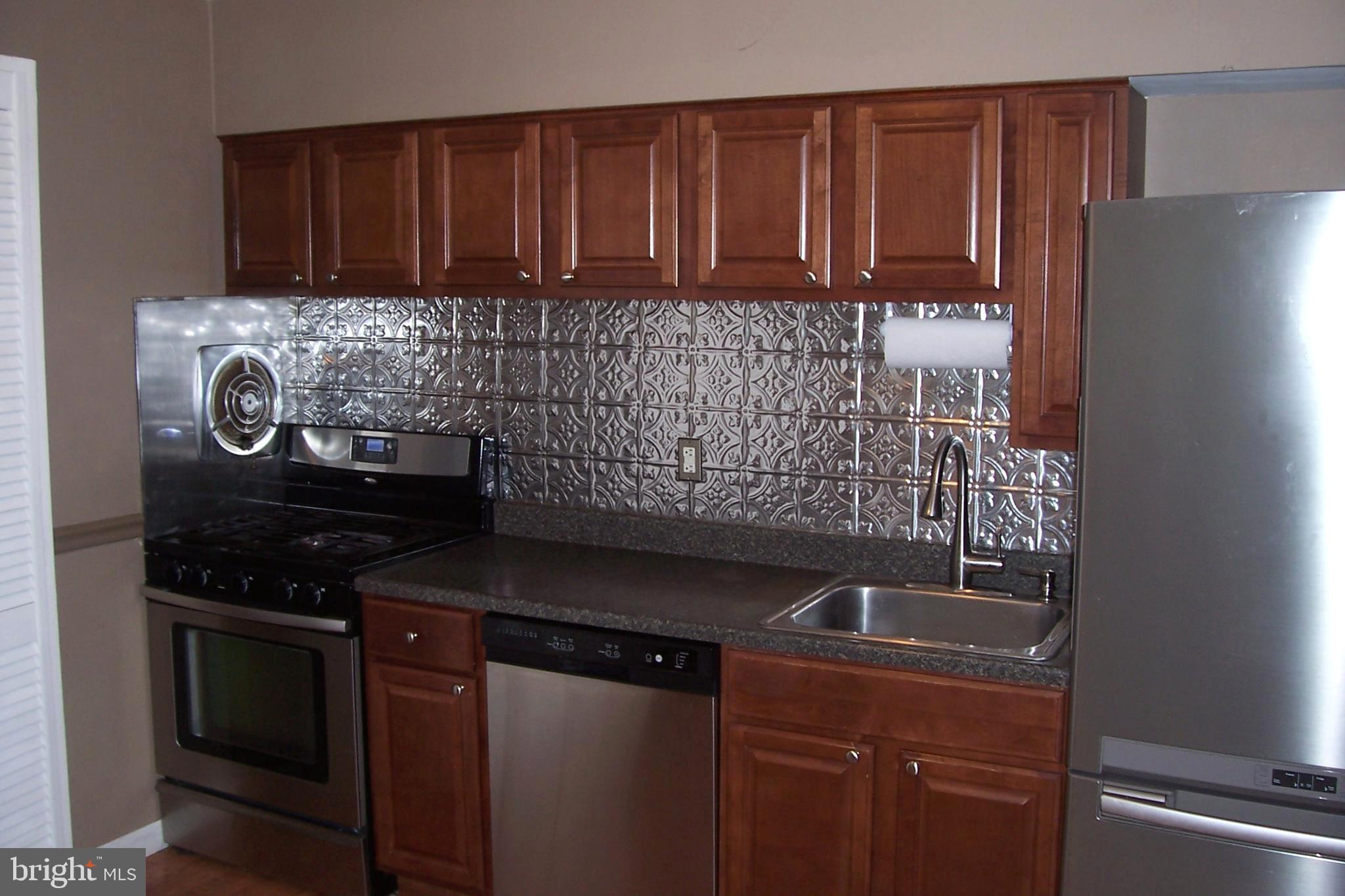 95 Falmouth Road Trenton, NJ 08620 - Photo 2 of 24 Gallery Image 2
