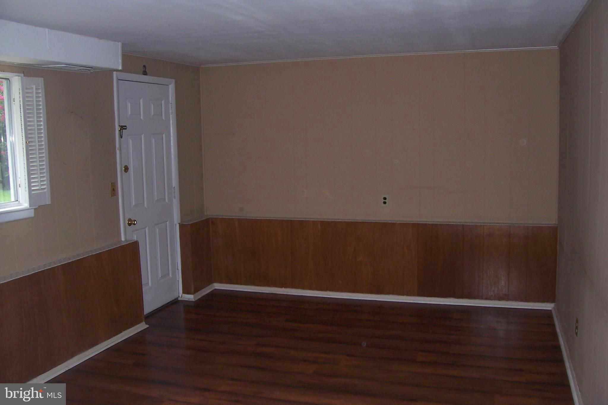 95 Falmouth Road Trenton, NJ 08620 - Photo 12 of 24 Gallery Image 12