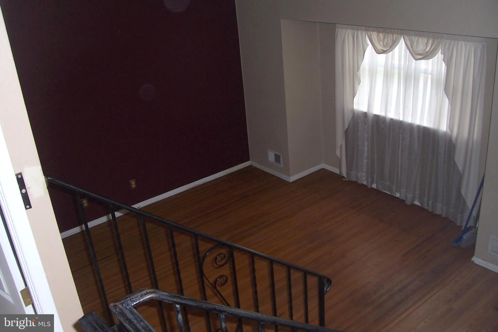 95 Falmouth Road Trenton, NJ 08620 - Photo 8 of 24 Gallery Image 8