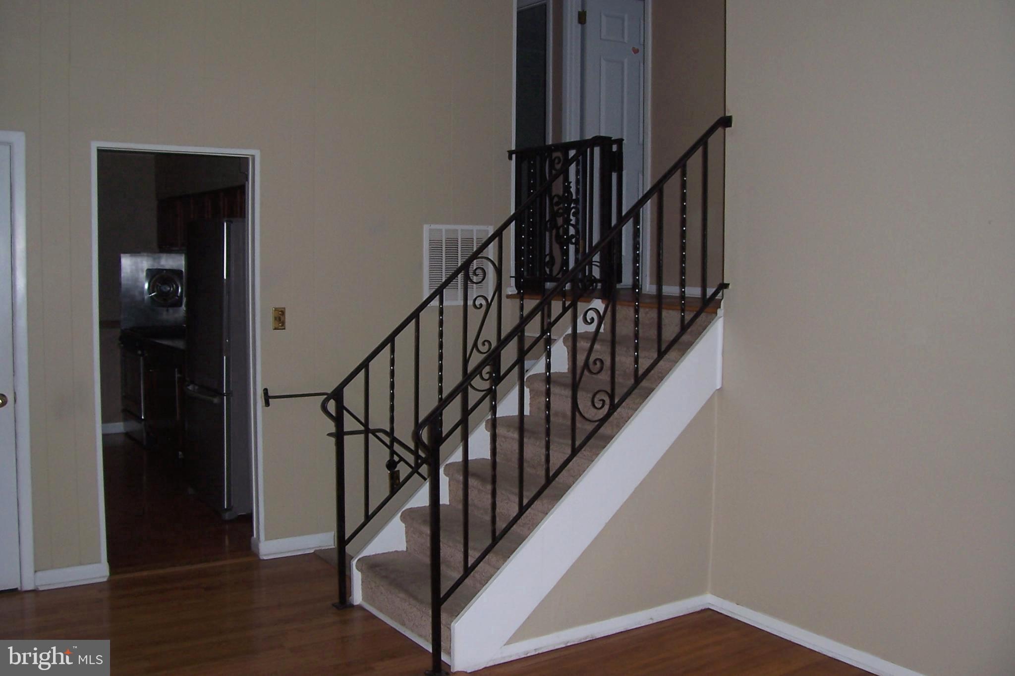 95 Falmouth Road Trenton, NJ 08620 - Photo 9 of 24 Gallery Image 9