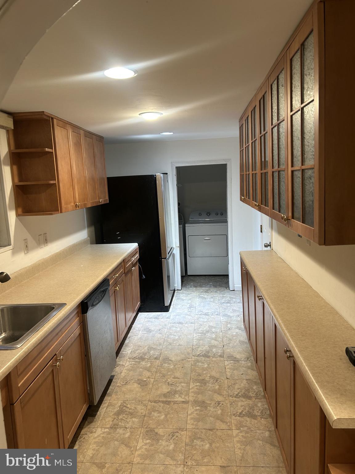 11309 Veirs Mill Road Silver Spring, MD 20902 - Photo 15 of 17 Basement kitchen