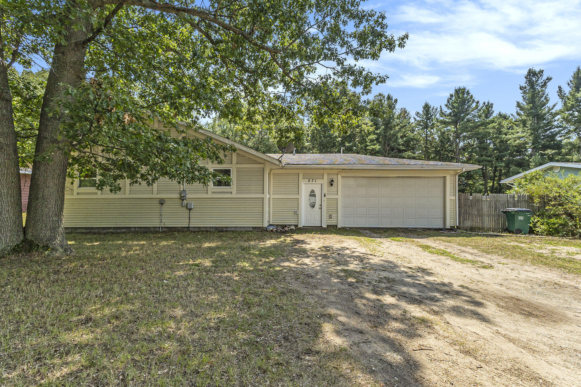 571 East River Road Muskegon, MI 49445 - Photo 23 of 24 003_42a0472