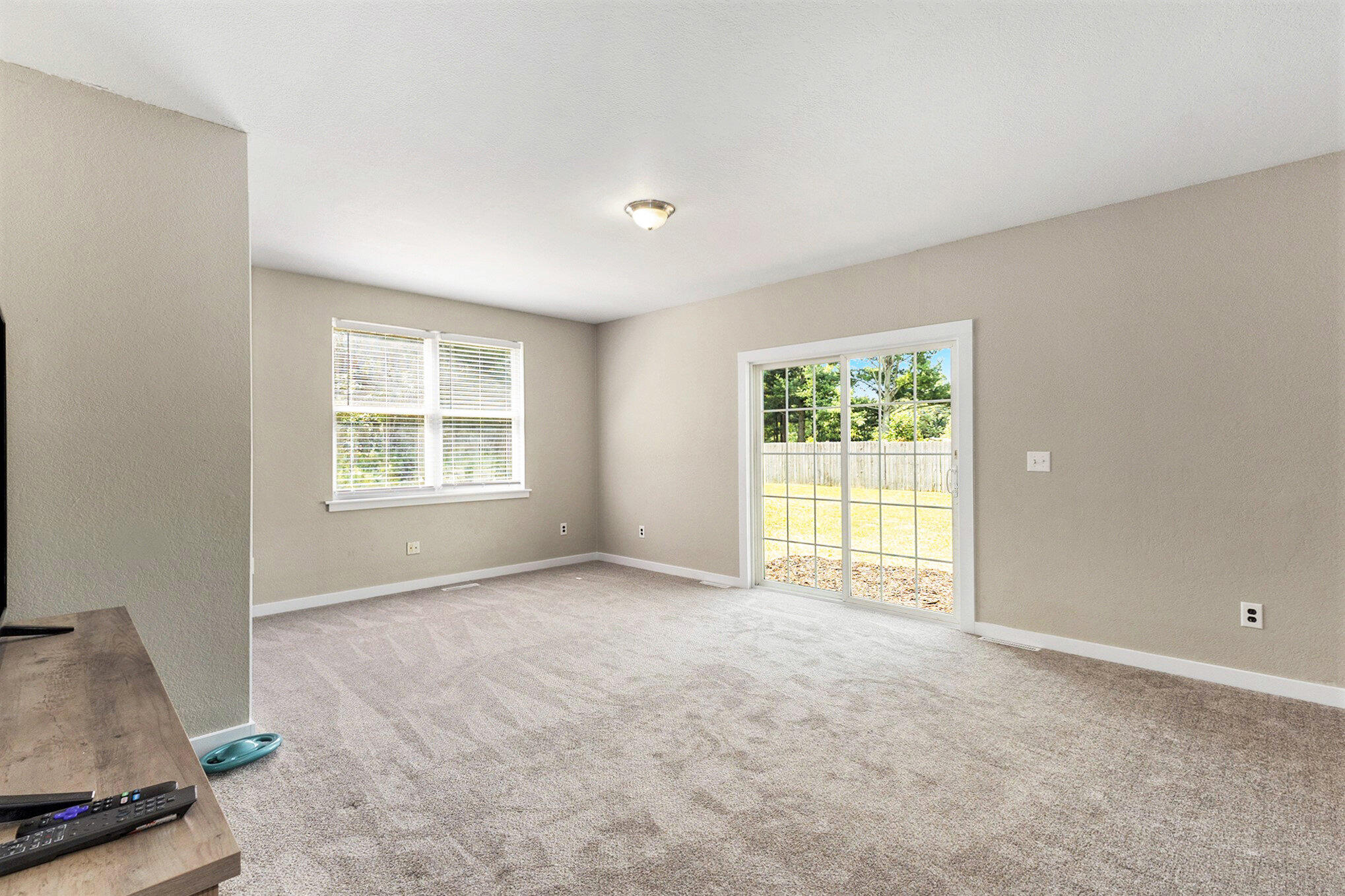 571 East River Road Muskegon, MI 49445 - Photo 8 of 24 005_42a0421