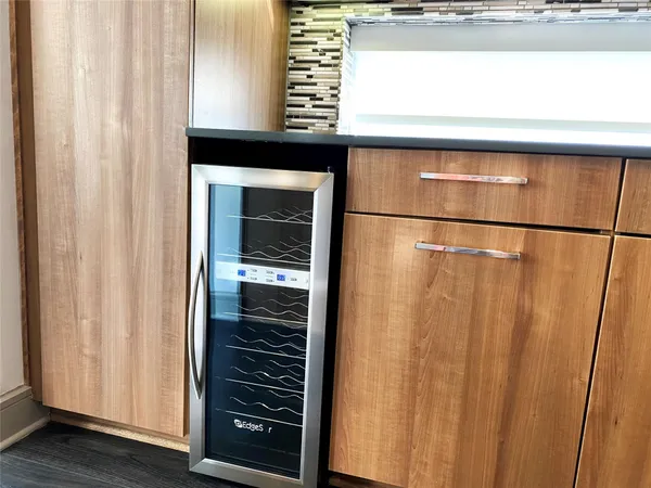 $2,227 | 2111 Westheimer Road, Unit 2215, Houston, TX 77098