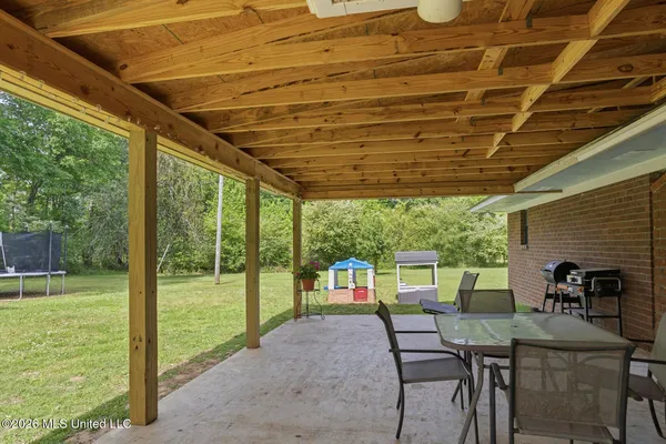 $275,000 | 19055 Midway Road, Terry, MS 39170