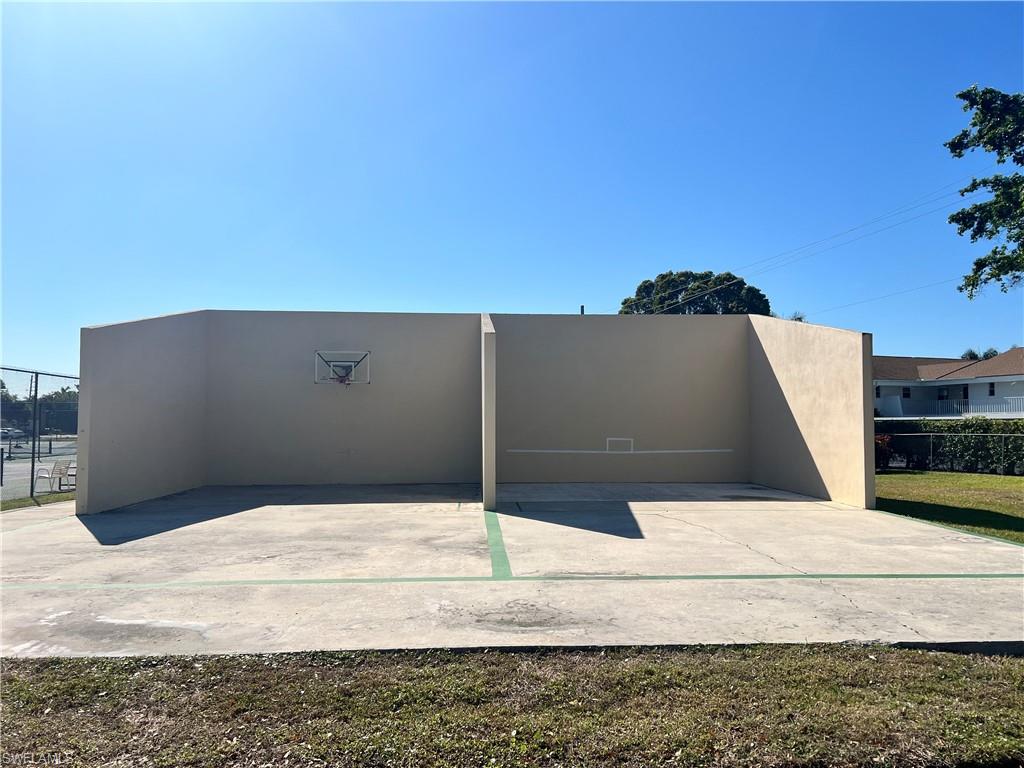 600 Neapolitan Way, Unit 342 Naples, FL 34103 - Photo 48 of 50 a view of a terrace