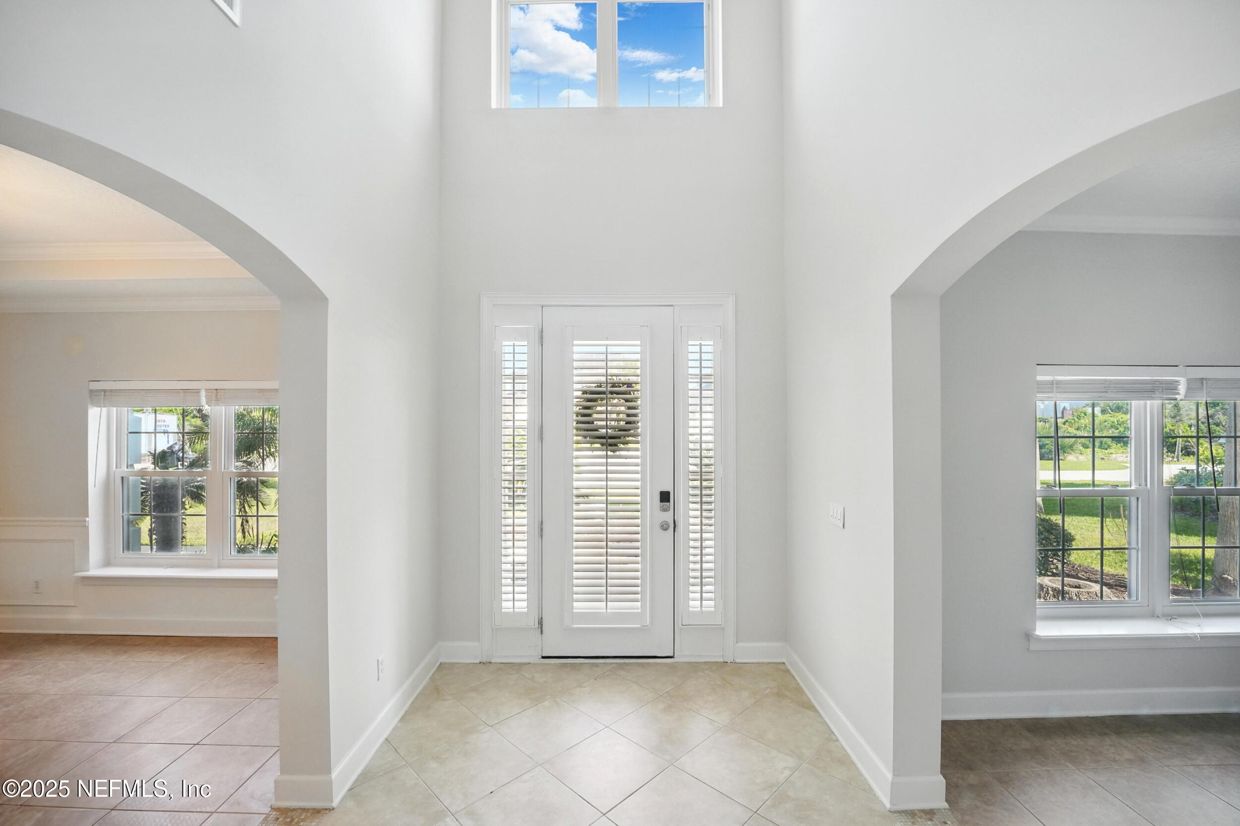 105 2nd Street St. Augustine, FL 32084 - Photo 5 of 61 a view of an empty room with a window