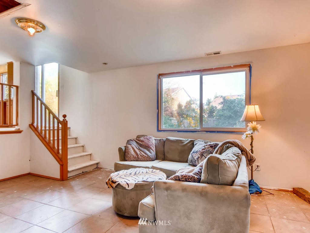 3009 200th Street Southeast Bothell, WA 98012 - Photo 10 of 11