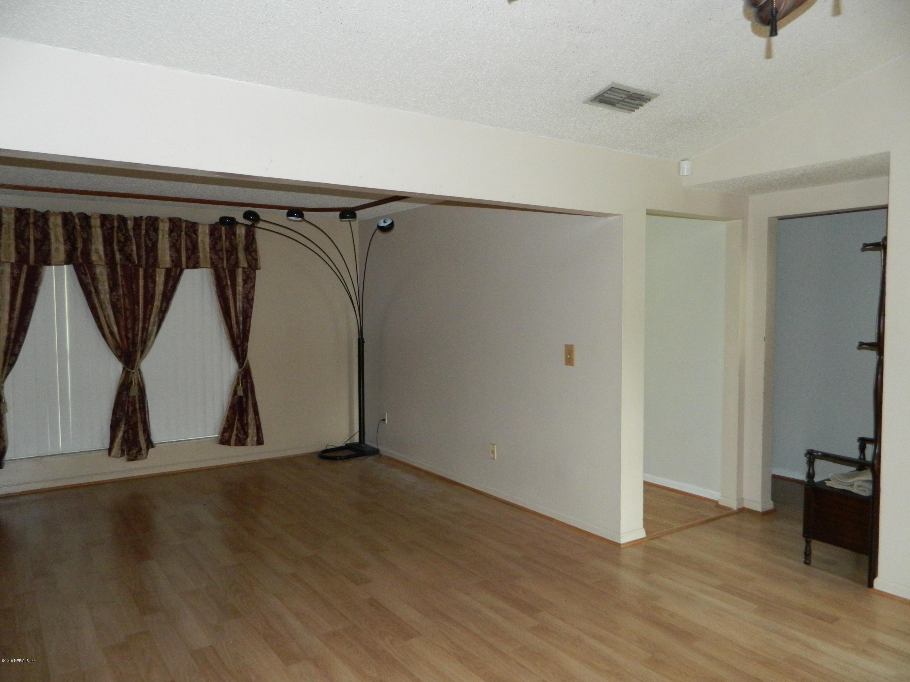 8152 Blazing Star Road Jacksonville, FL 32210 - Photo 5 of 14 DSCN9988