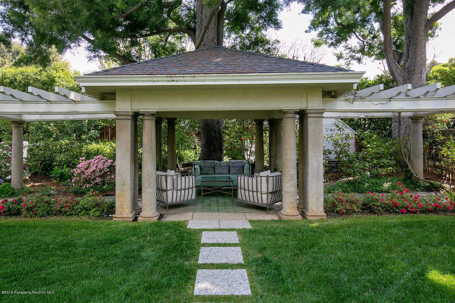 504 Arbor Street Pasadena, CA 91105 - Photo 42 of 46 a view of a house with a garden