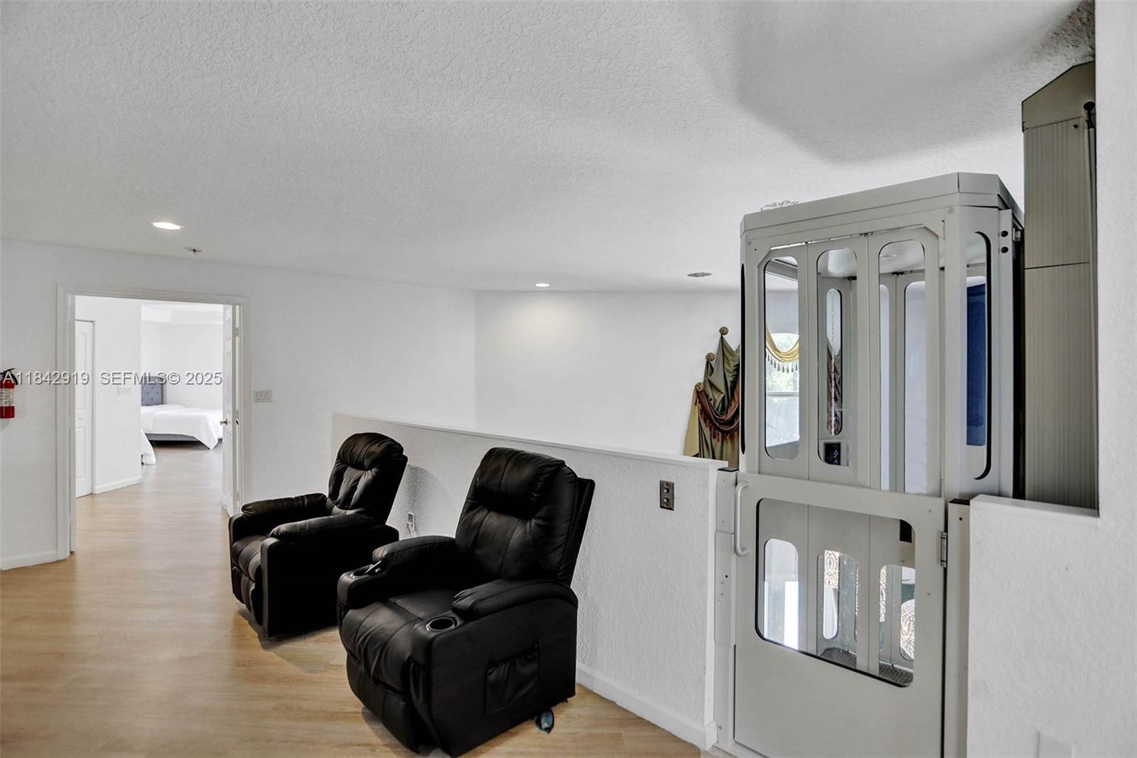 721 Ranch Road Weston, FL 33326 - Photo 23 of 38 a living room with furniture