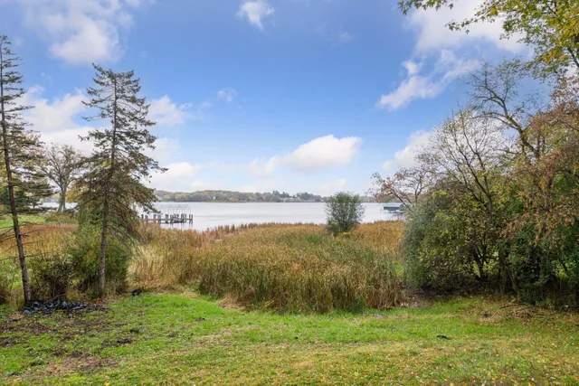 $1,650,000 | 365 West Lake Street, Orono, MN 55356