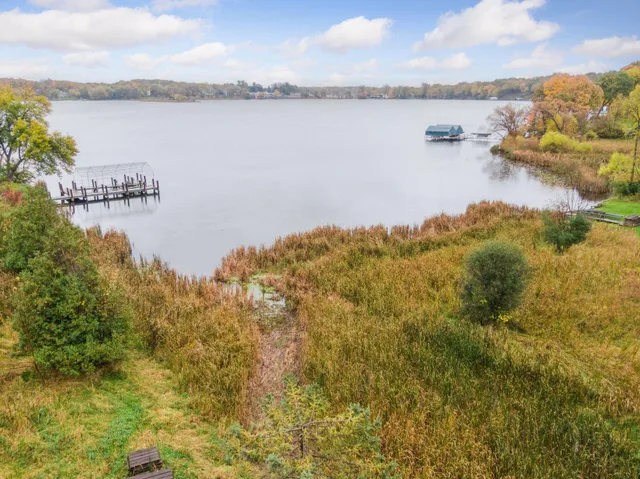 $1,650,000 | 365 West Lake Street, Orono, MN 55356