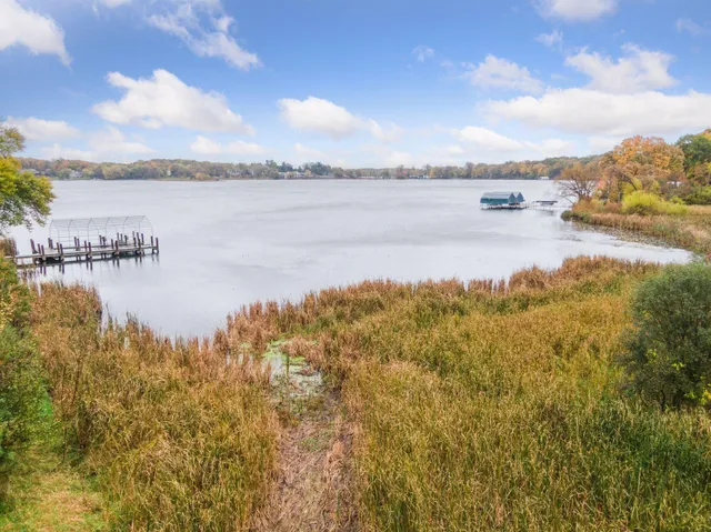 $1,650,000 | 365 West Lake Street, Orono, MN 55356