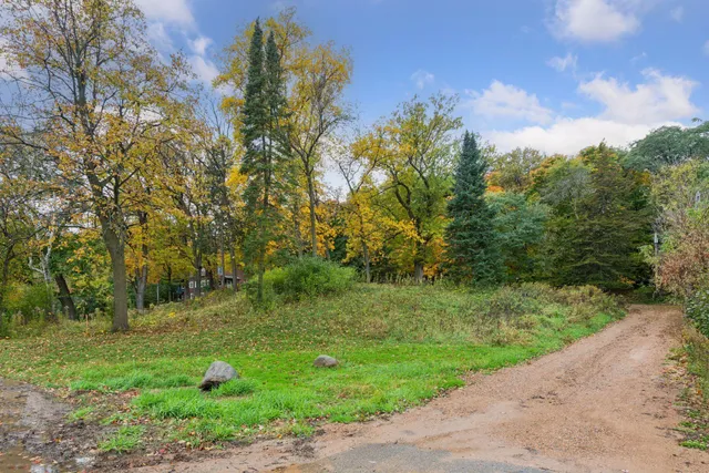 $1,650,000 | 365 West Lake Street, Orono, MN 55356