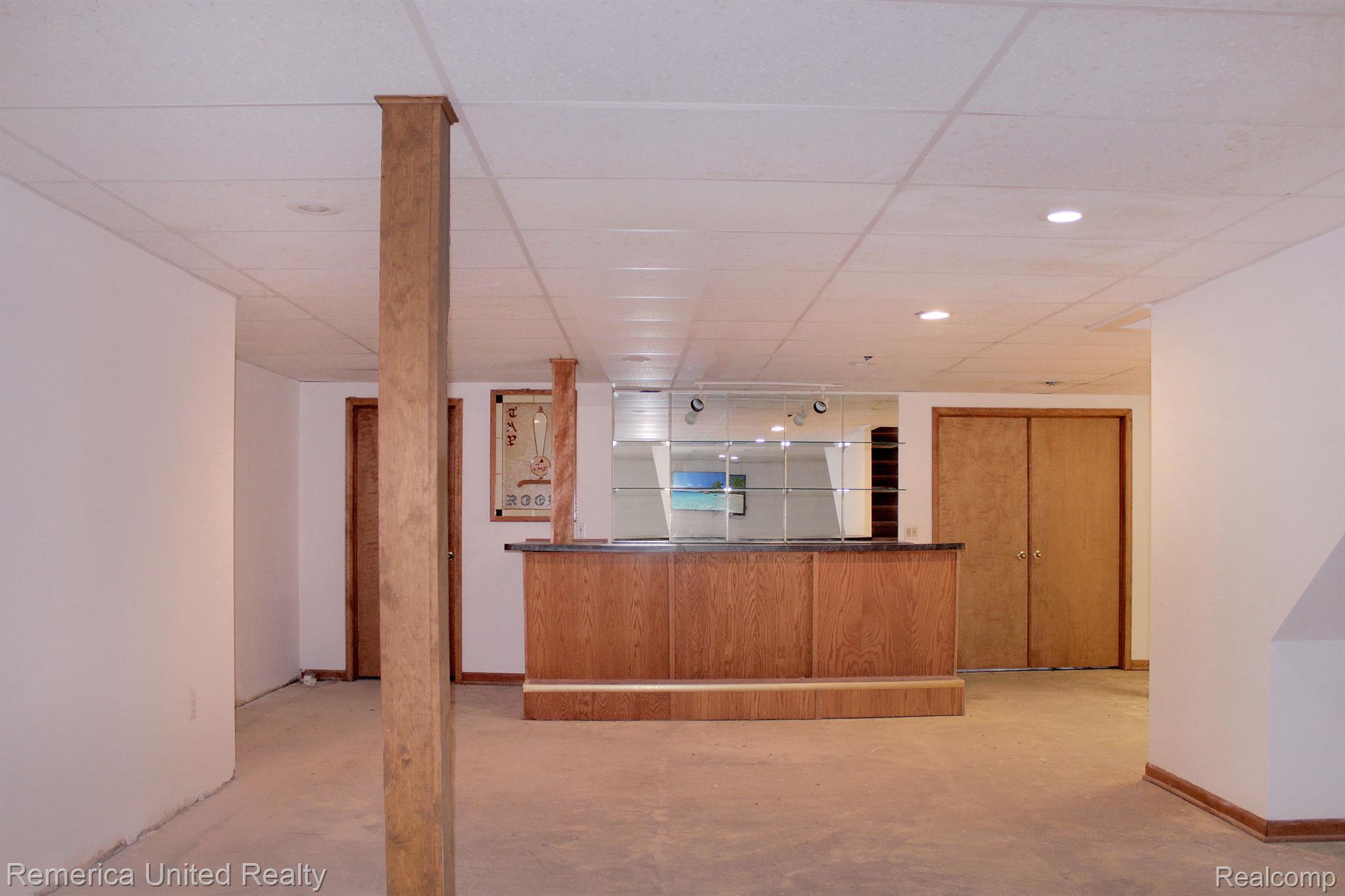 32444 Pine Ridge Drive Warren, MI 48093 - Photo 26 of 33 Picture is before the new floors were installed.