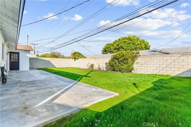 $4,900 | 15542 Mayflower Lane, Huntington Beach, CA 92647