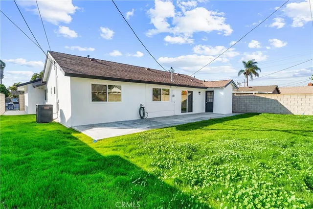 $4,900 | 15542 Mayflower Lane, Huntington Beach, CA 92647