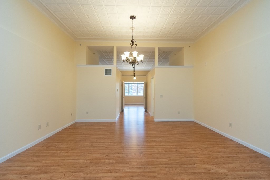 42 Phillips Road, Unit 4 Holden, MA 01520 - Photo 8 of 24 Gallery Image 8
