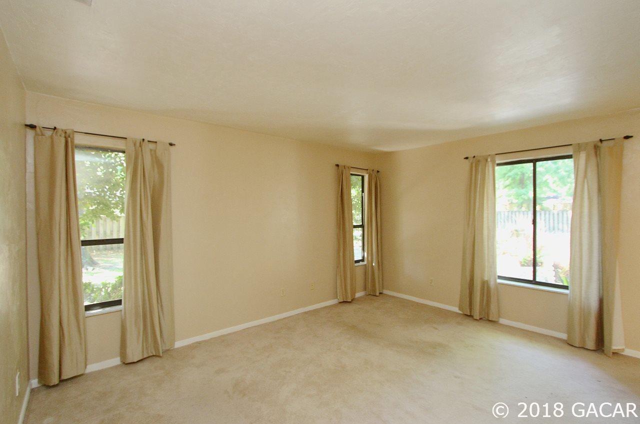 1824 Southwest 78 Terrace Gainesville, FL 32607 - Photo 17 of 23 Gallery Image 17