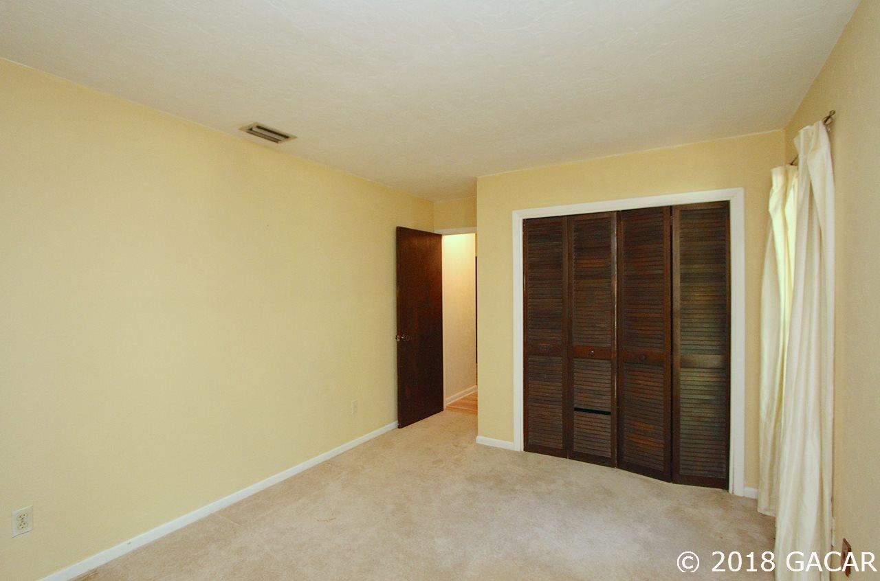 1824 Southwest 78 Terrace Gainesville, FL 32607 - Photo 18 of 23 Gallery Image 18