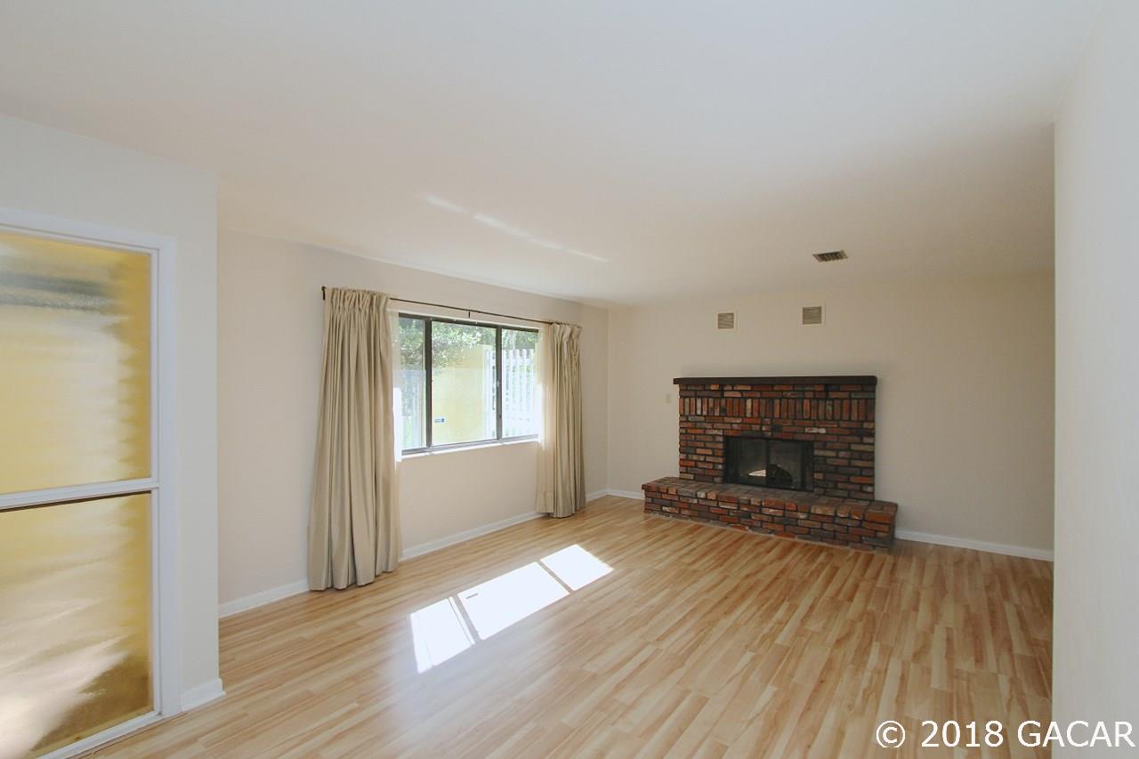 1824 Southwest 78 Terrace Gainesville, FL 32607 - Photo 3 of 23 Gallery Image 3