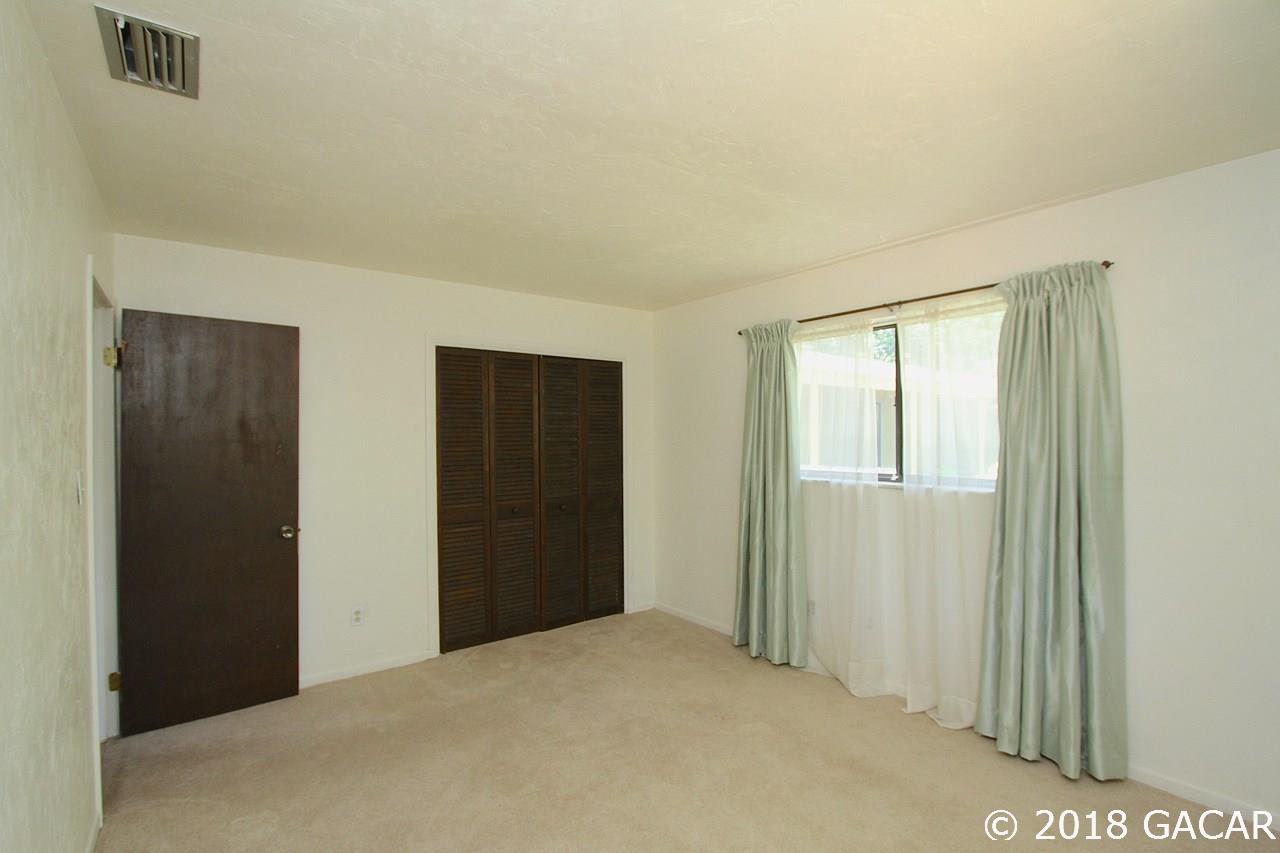 1824 Southwest 78 Terrace Gainesville, FL 32607 - Photo 9 of 23 Gallery Image 9