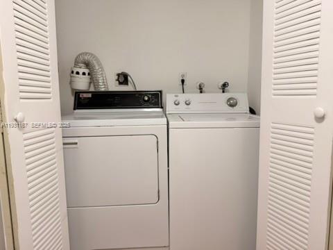 9351 Fontainebleau Boulevard, Unit B404 Miami, FL 33172 - Photo 16 of 20