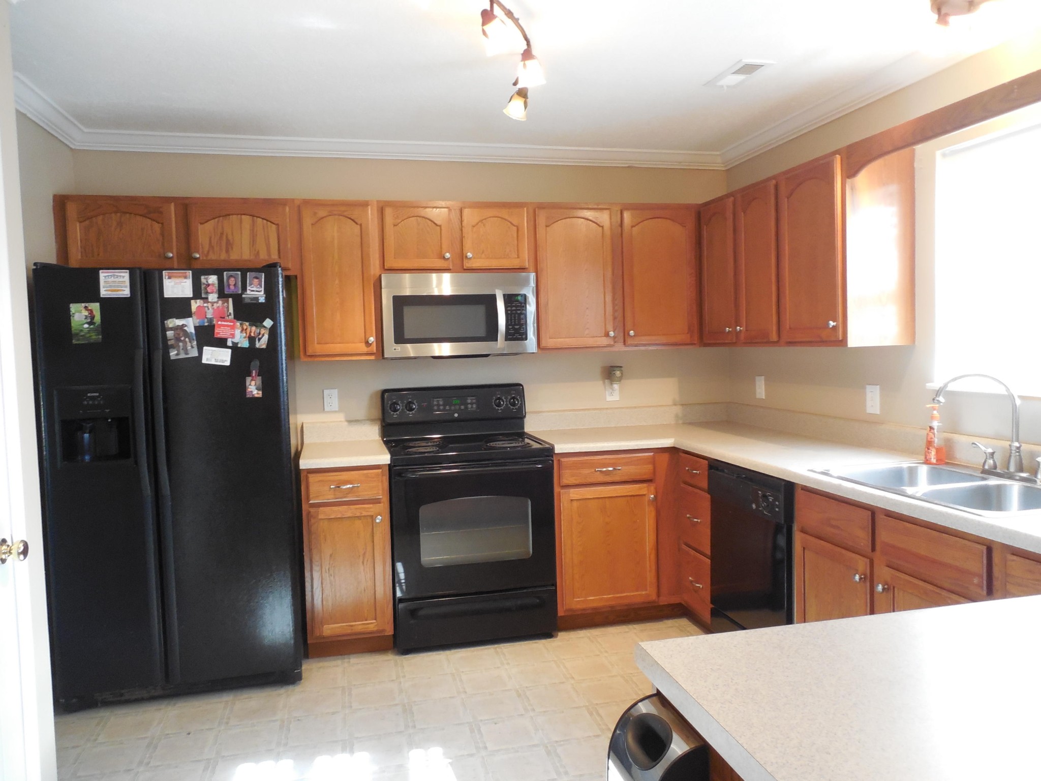 7835 Dawnview Road, Unit 3 Powell, TN 37849 - Photo 3 of 23 Gallery Image 3