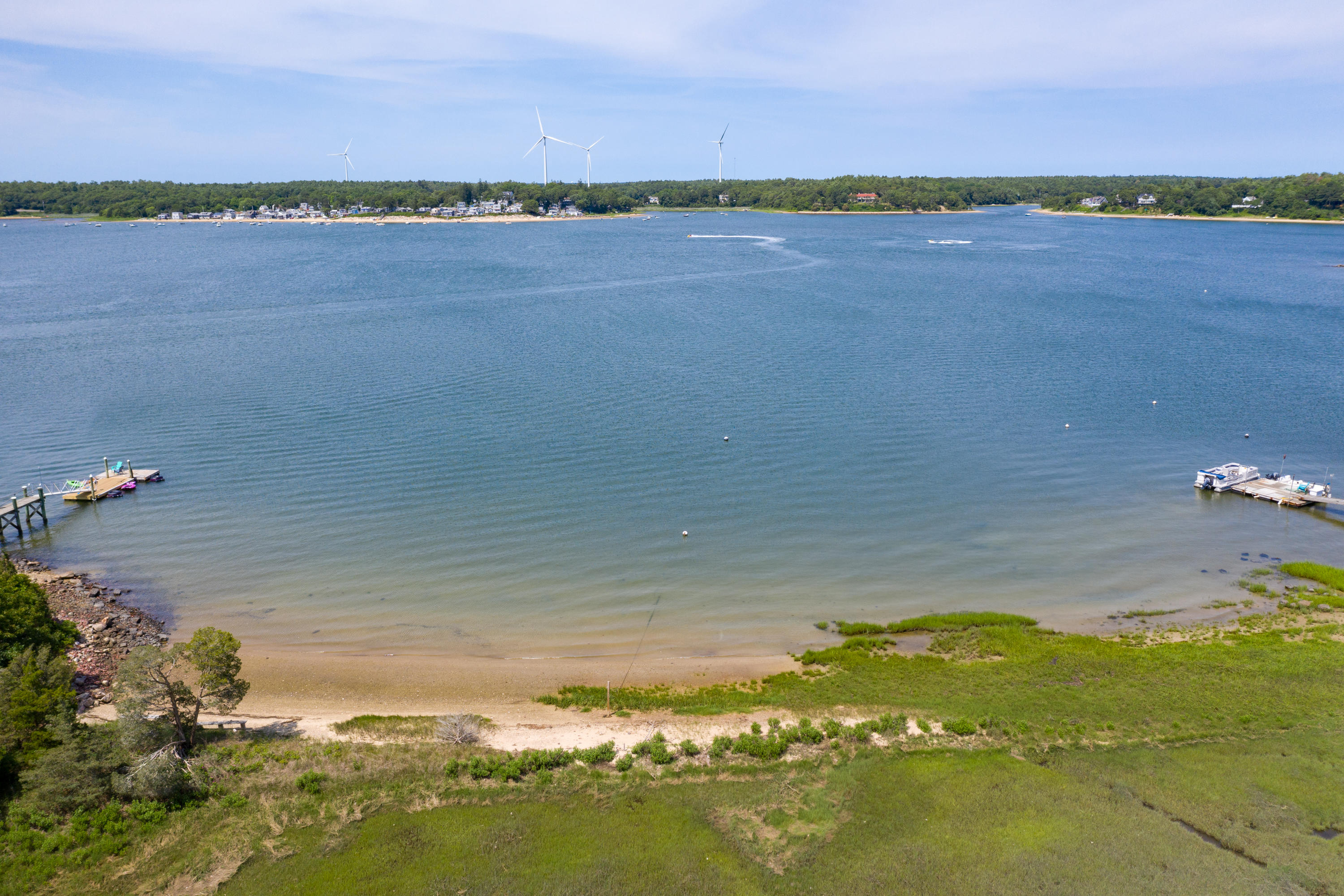 7 Wolf Road Buzzards Bay, MA 02532 - Photo 4 of 53 7Wolf807