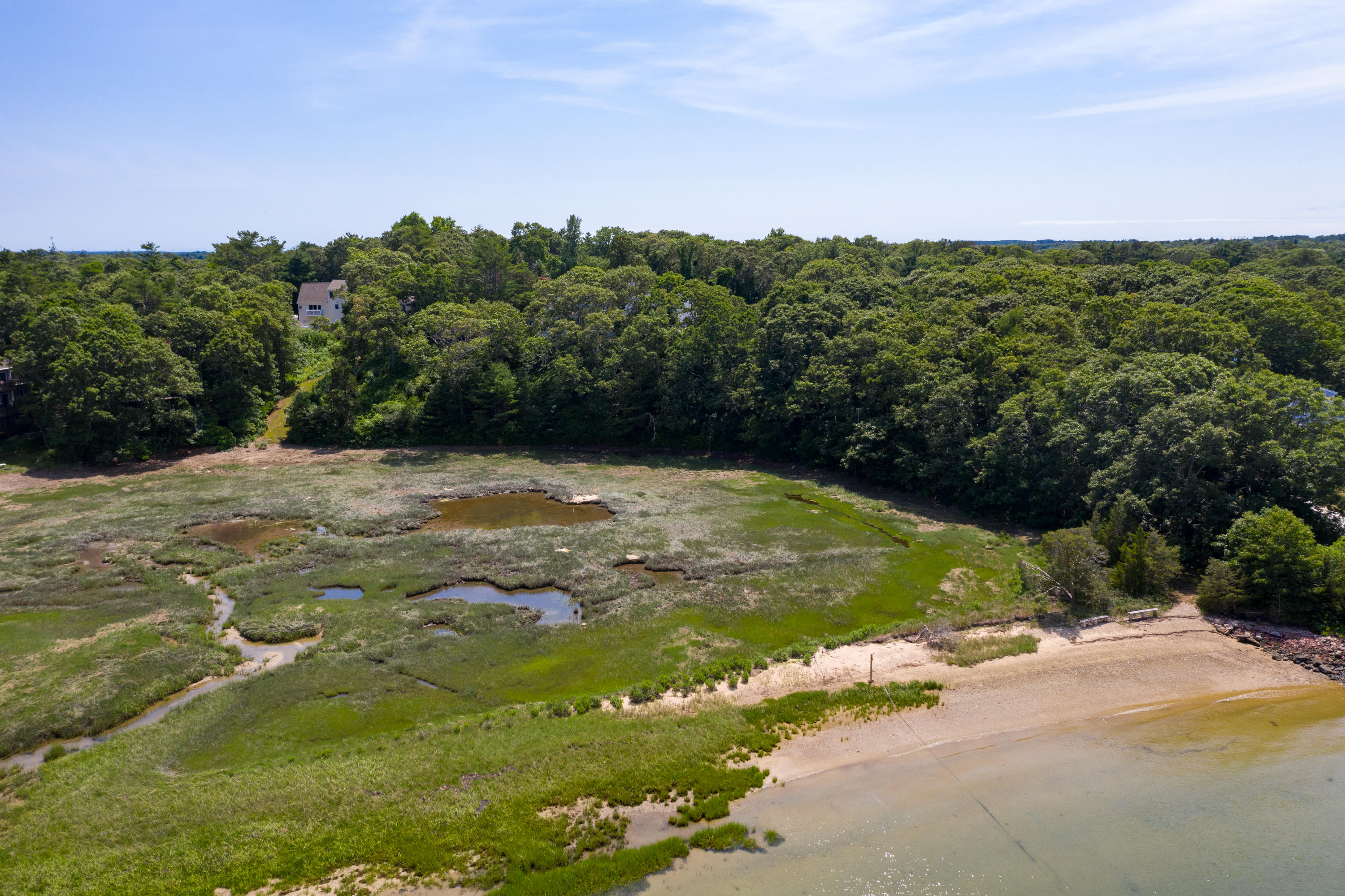 7 Wolf Road Buzzards Bay, MA 02532 - Photo 5 of 53 7Wolf805