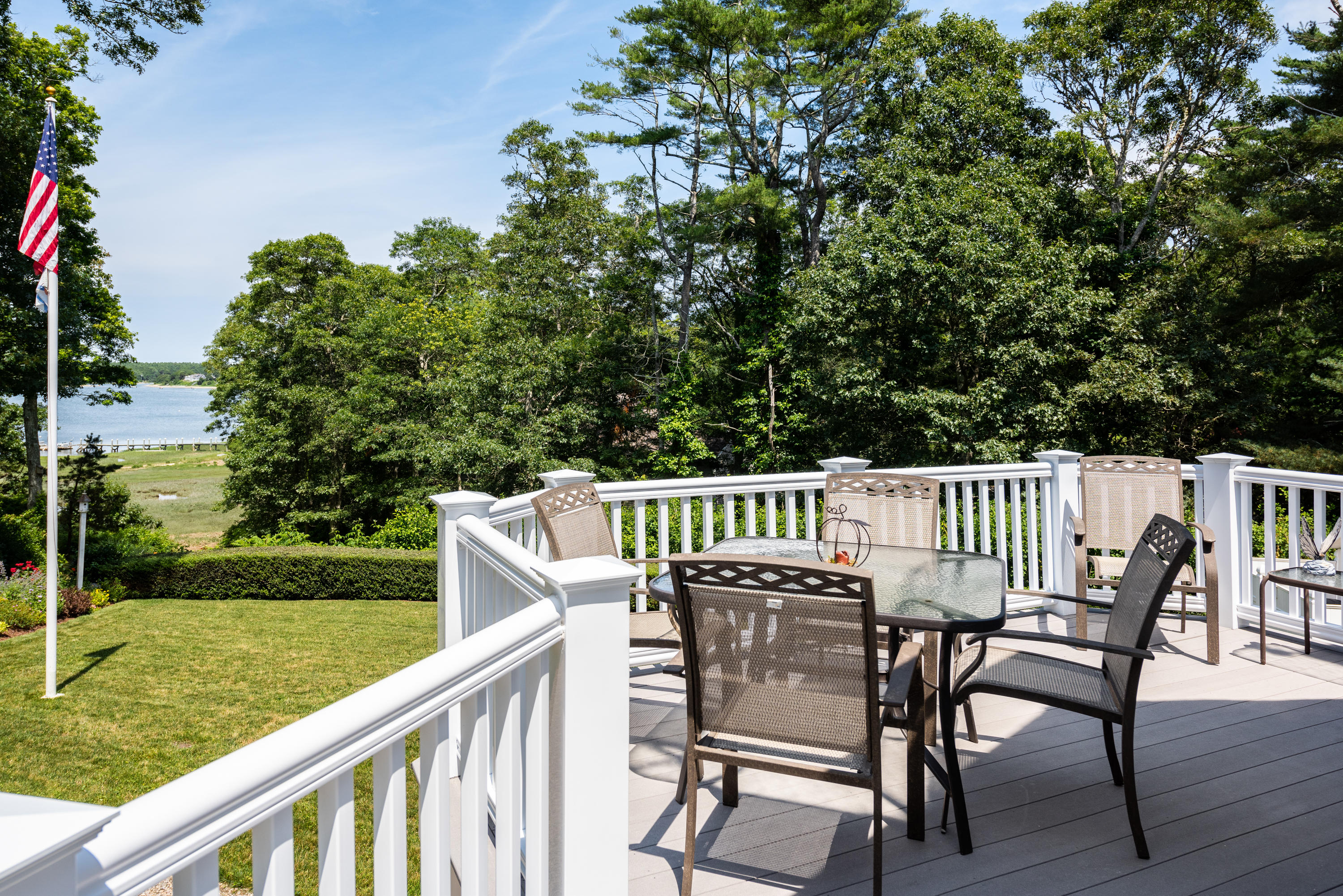 7 Wolf Road Buzzards Bay, MA 02532 - Photo 10 of 53 7Wolf110