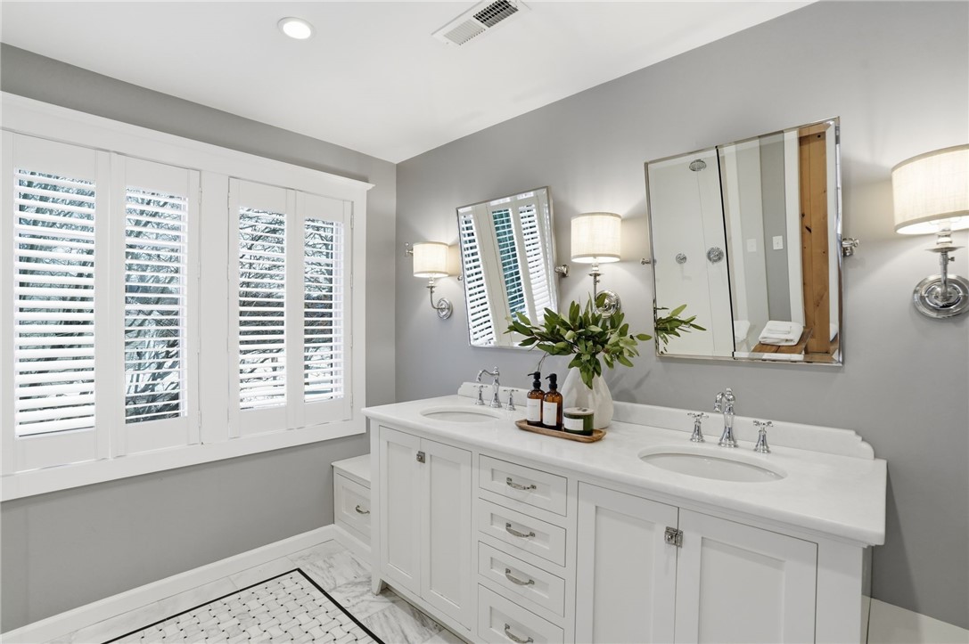 442 Sleepy Hollow Farm Road Warwick, RI 02886 - Photo 27 of 38