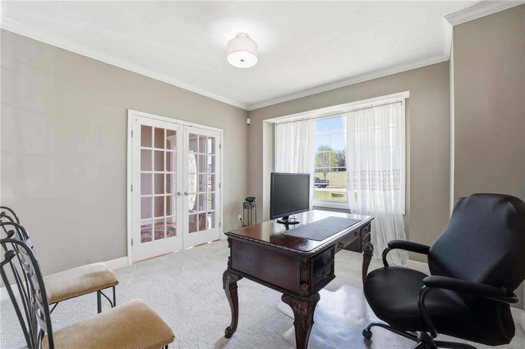 12616 Donahoo Road Kansas City, KS 66109 - Photo 11 of 59