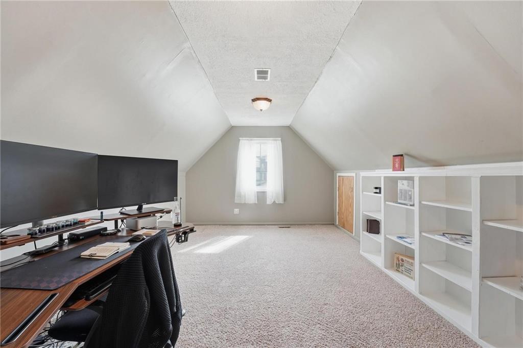 12616 Donahoo Road Kansas City, KS 66109 - Photo 41 of 59