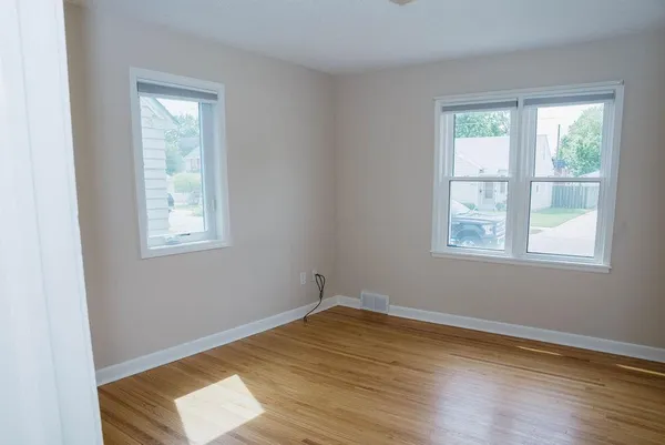 $296,000 | 1411 3 1/2 Street Southeast, Rochester, MN 55904