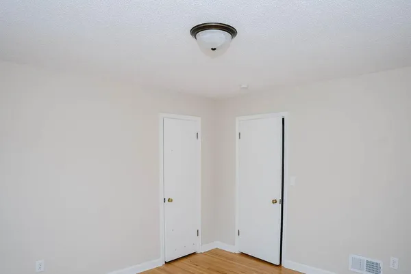 $296,000 | 1411 3 1/2 Street Southeast, Rochester, MN 55904