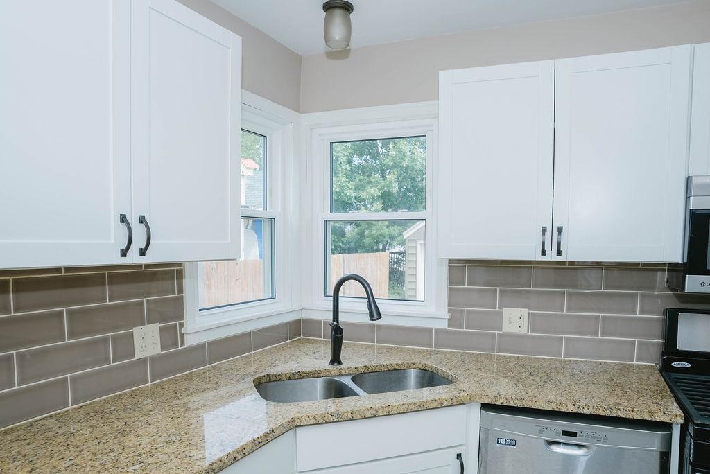 1411 3 1/2 Street Southeast Rochester, MN 55904 - Photo 5 of 32