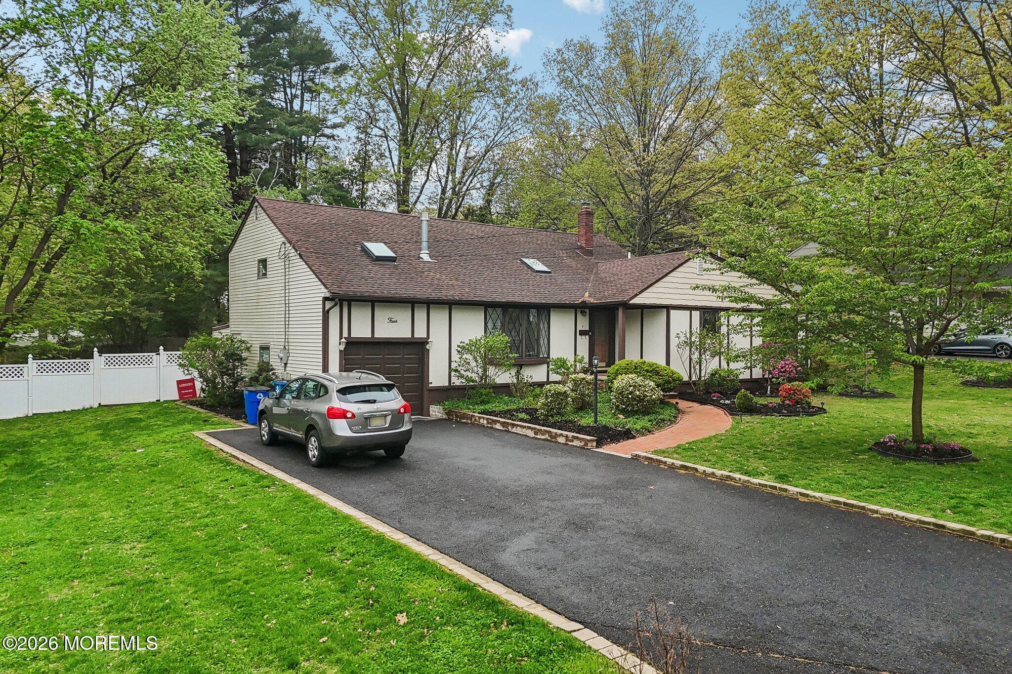 4 Woodland Road Holmdel, NJ 07733 - Photo 3 of 62 3-web-or-mls-Woodland Rd-S2304-003