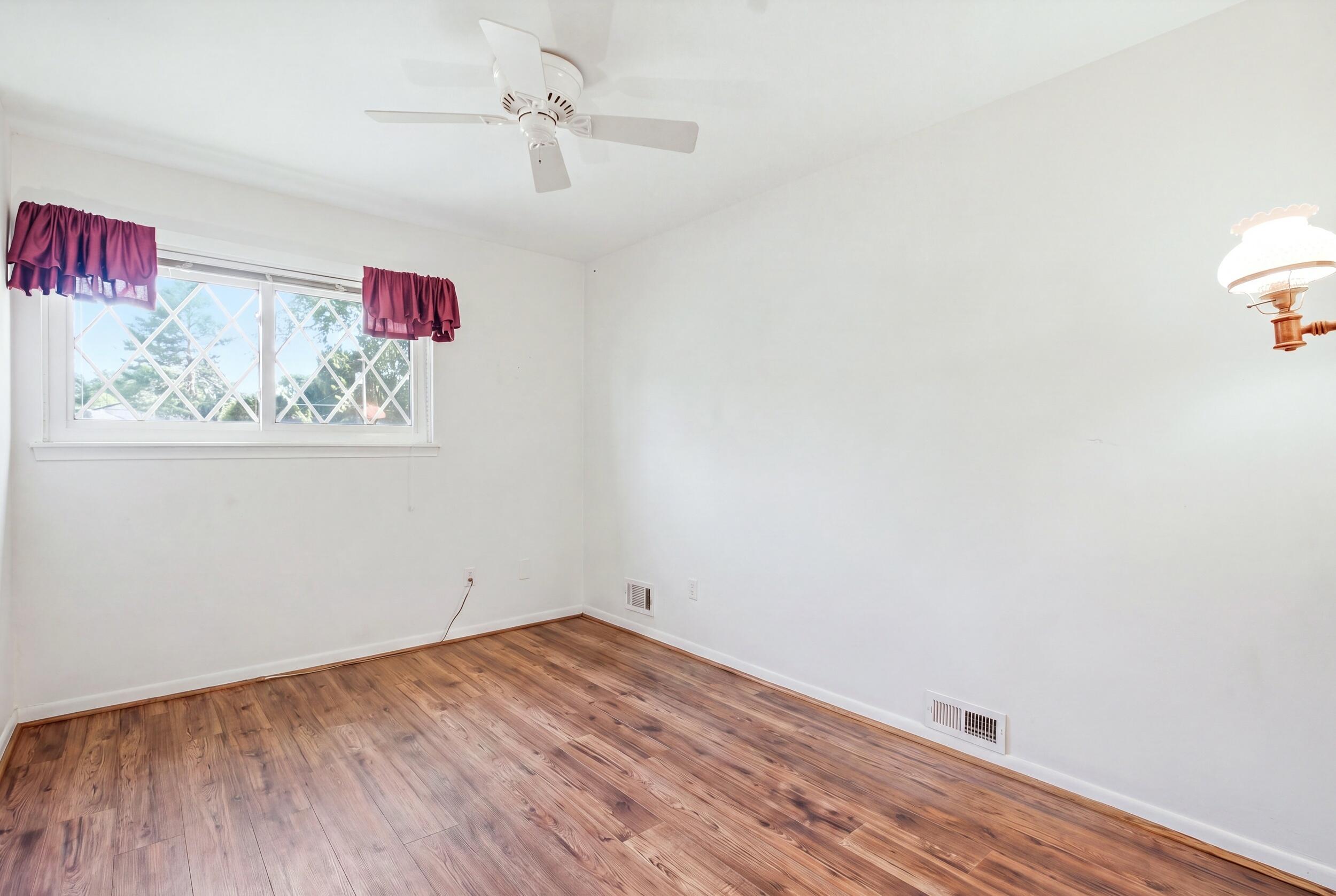 24029 Ripple Creek Novi, MI 48375 - Photo 13 of 27 Empty Bedroom