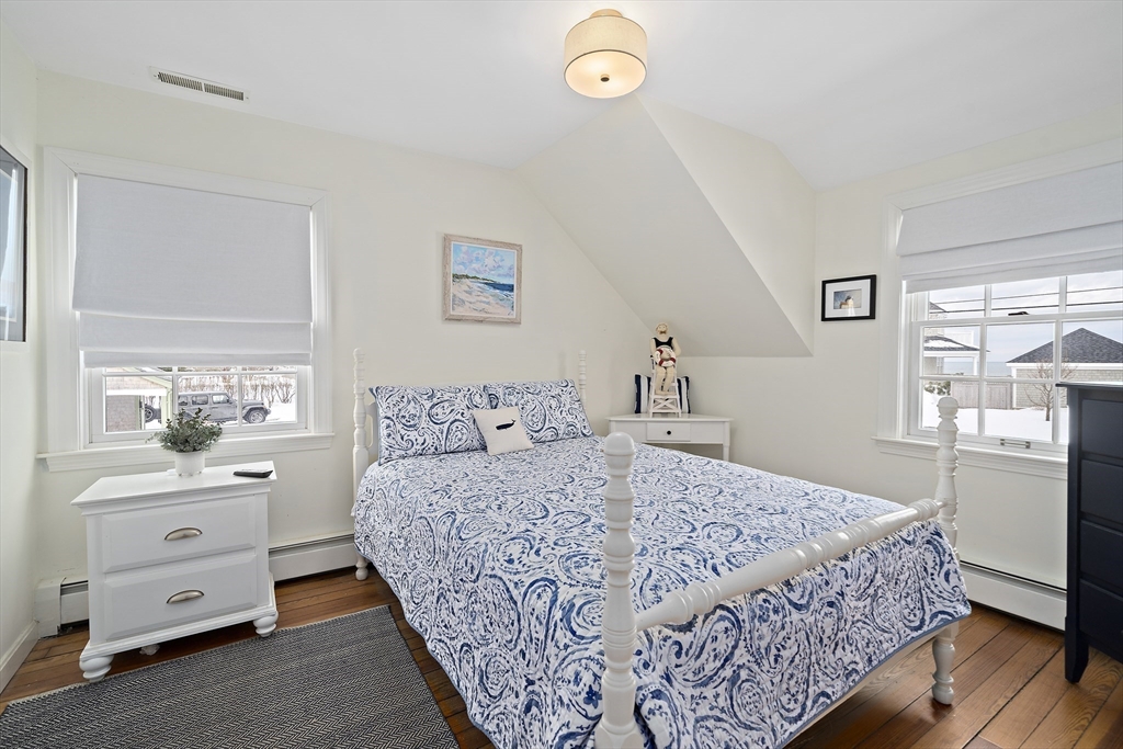 55 Crescent Avenue Scituate, MA 02066 - Photo 19 of 33