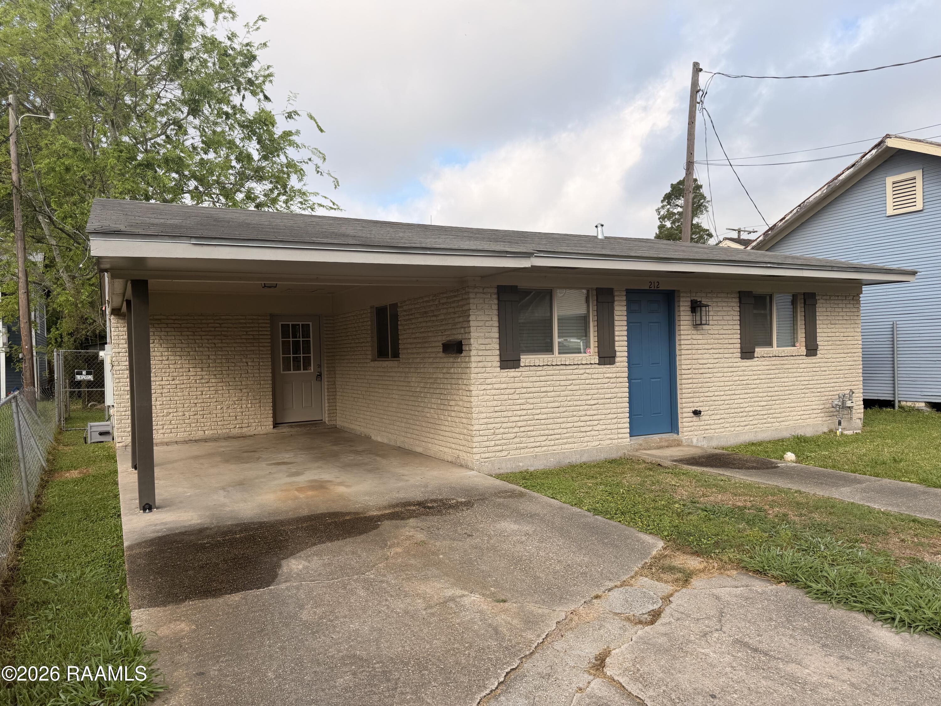 212 Hacker Street New Iberia, LA 70560 - Photo 1 of 7 IMG_4166