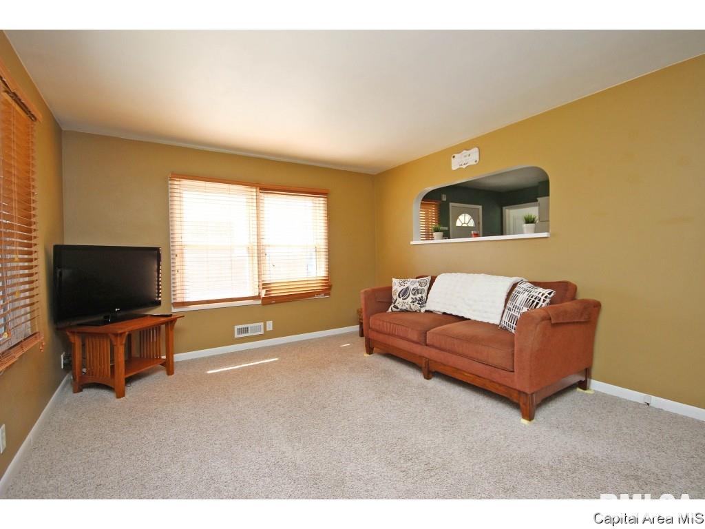 5 Verna Drive Springfield, IL 62702 - Photo 6 of 25