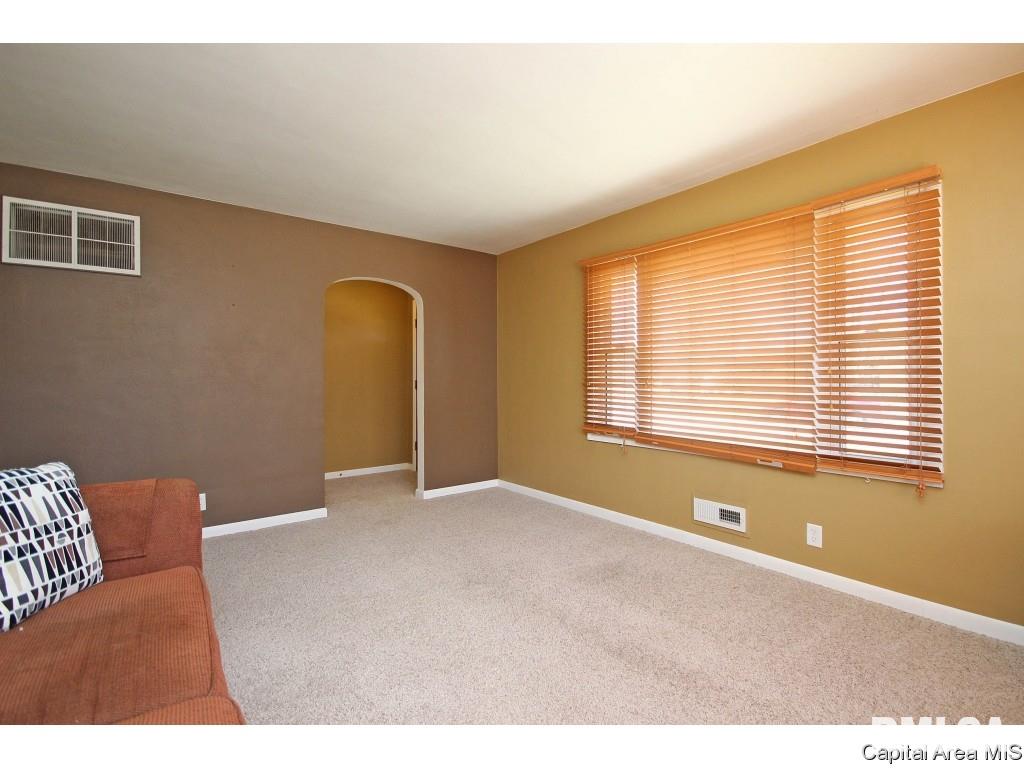5 Verna Drive Springfield, IL 62702 - Photo 7 of 25