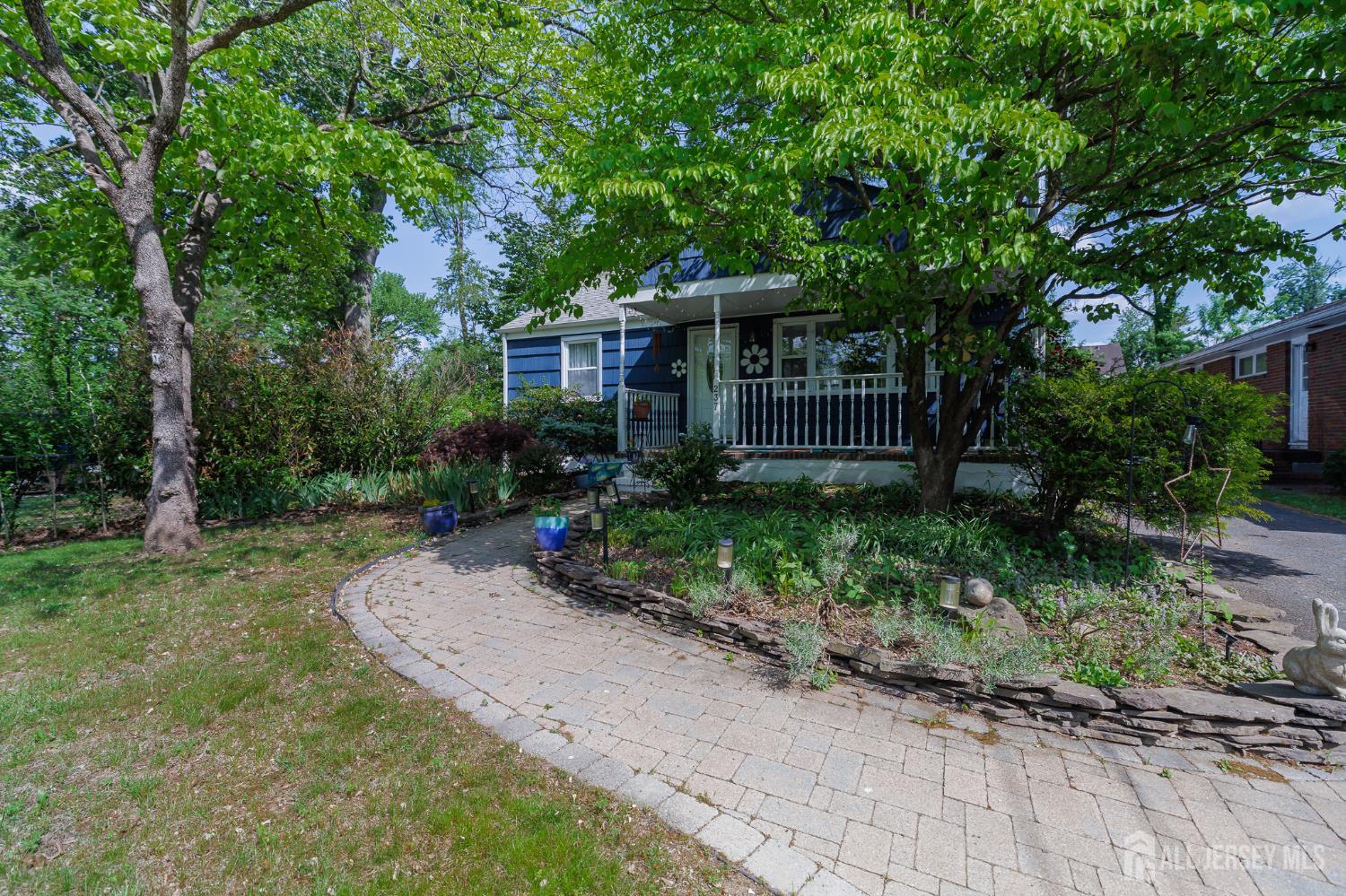 237 4th Street Dunellen, NJ 08812 - Photo 2 of 22