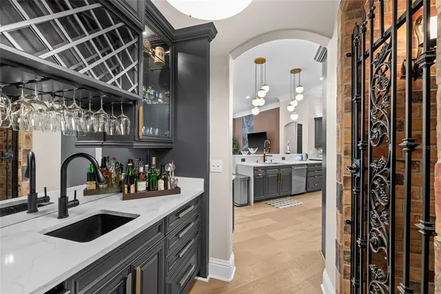 $2,249,000 | 6134 Keenes Pointe Drive, Windermere, FL 34786