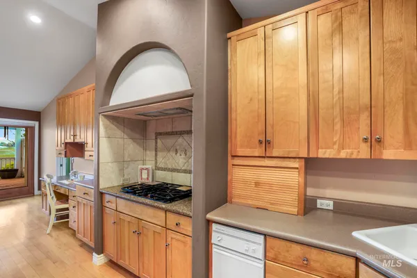$600,000 | 389 Greenbrier Drive, Heyburn, ID 83336