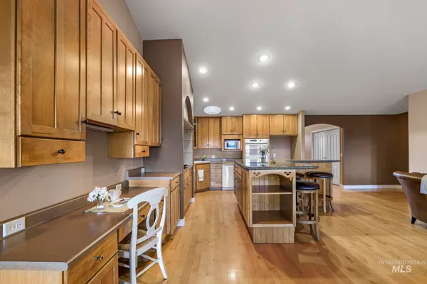 $600,000 | 389 Greenbrier Drive, Heyburn, ID 83336