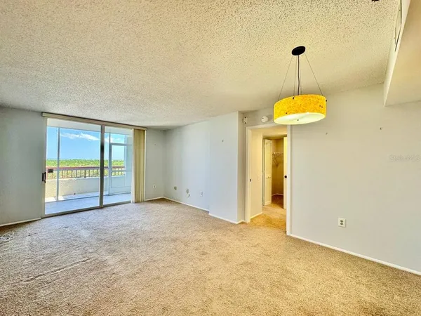 $1,995 | 2333 Feather Sound Drive, Unit B503, Clearwater, FL 33762