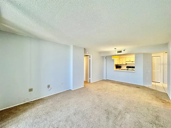 $1,995 | 2333 Feather Sound Drive, Unit B503, Clearwater, FL 33762